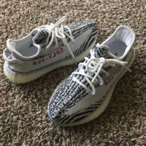 Yeezy Boost 350v2 Zebras      ( MENS) 7.5
